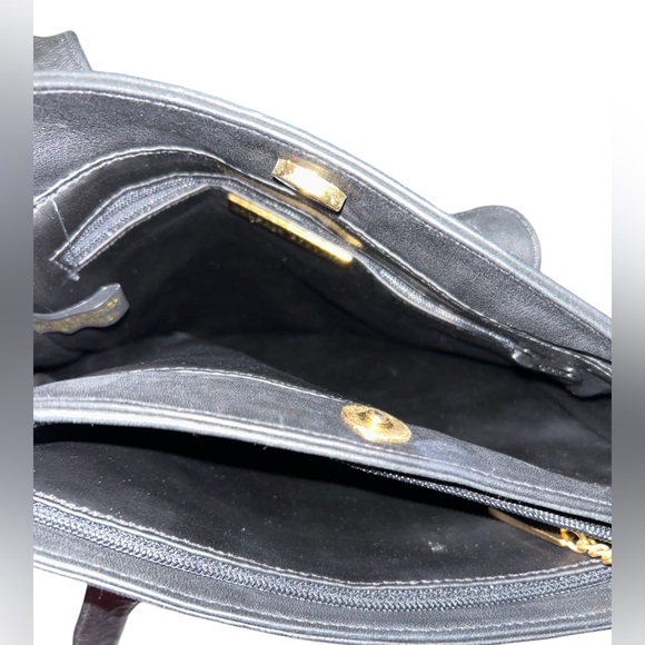 Valerie Stevens Genuine Leather Bag - Picture 3 of 3
